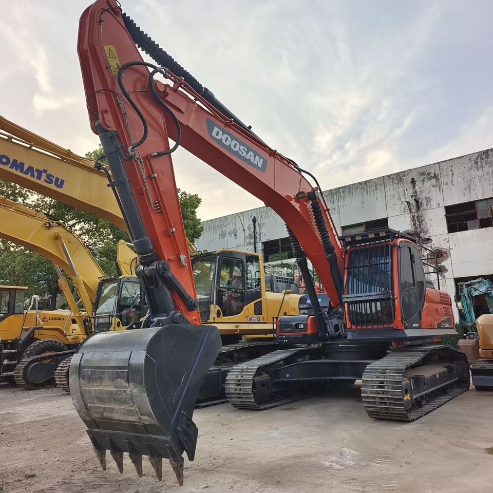 DOOSAN DX300 LC - 9C DX 300 LCA - Paletli ekskavatör: fotoğraf 2 DOOSAN DX300 LC - 9C DX 300 LCA - Paletli ekskavatör: fotoğraf 2