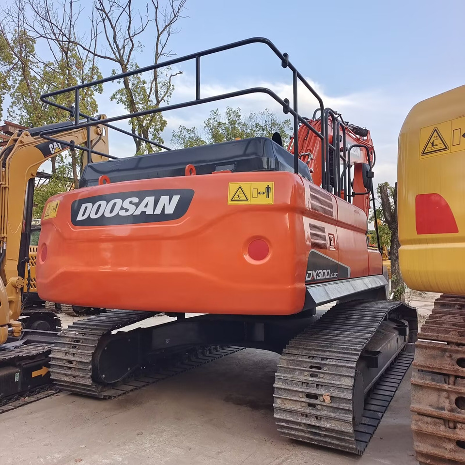 DOOSAN DX300LC-9C - Paletli ekskavatör: fotoğraf 4 DOOSAN DX300LC-9C - Paletli ekskavatör: fotoğraf 4