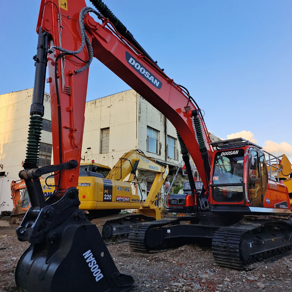 DOOSAN DX300LC-9C - Paletli ekskavatör: fotoğraf 3 DOOSAN DX300LC-9C - Paletli ekskavatör: fotoğraf 3