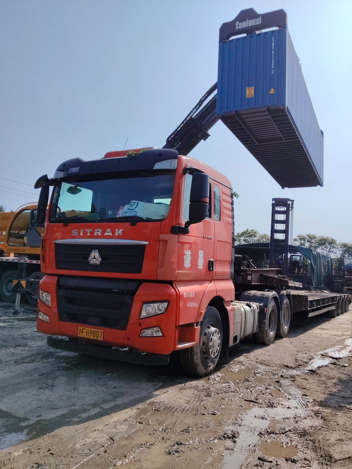 FANTUZZI CS45KM 45TON - Reachstacker: fotoğraf 1 FANTUZZI CS45KM 45TON - Reachstacker: fotoğraf 1