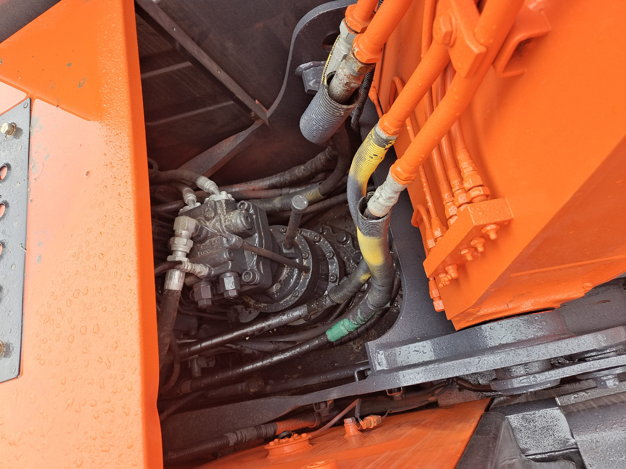 HITACHI ZX 120 Hitachi ZAXIS 120 - Paletli ekskavatör: fotoğraf 5 HITACHI ZX 120 Hitachi ZAXIS 120 - Paletli ekskavatör: fotoğraf 5