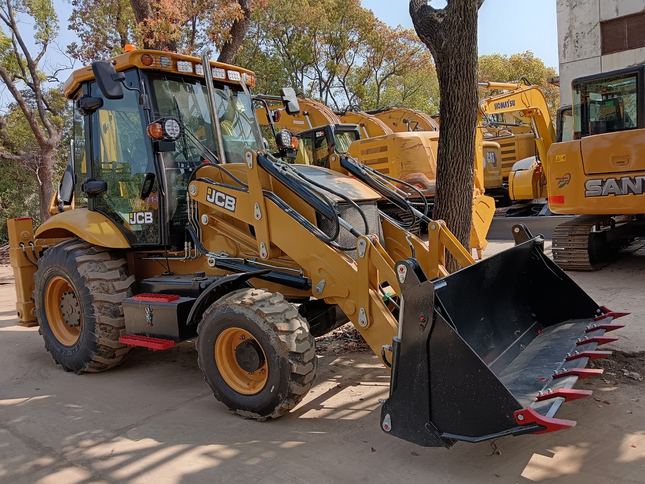JCB 3CX - Iş makinesi: fotoğraf 4 JCB 3CX - Iş makinesi: fotoğraf 4
