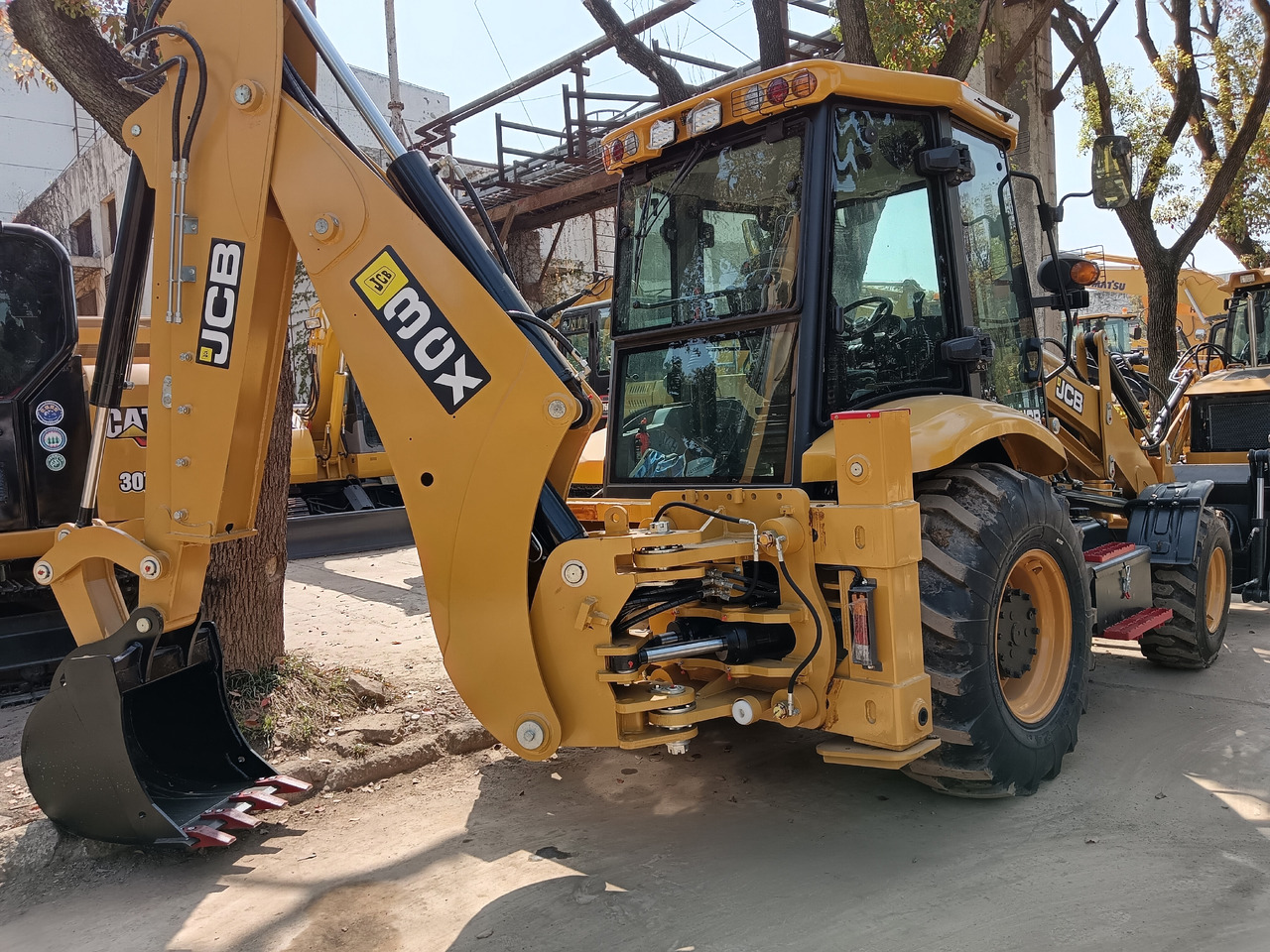 JCB 3CX - Iş makinesi: fotoğraf 1 JCB 3CX - Iş makinesi: fotoğraf 1