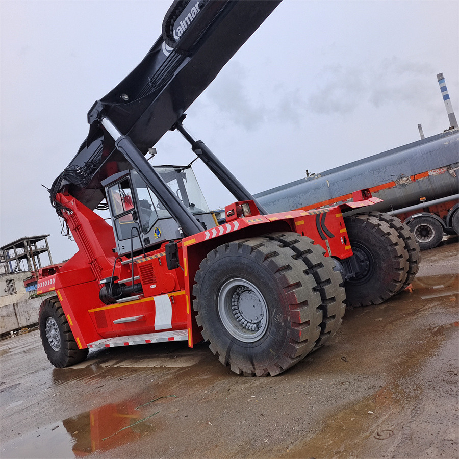 KALMAR DRF450 - Reachstacker: fotoğraf 4 KALMAR DRF450 - Reachstacker: fotoğraf 4