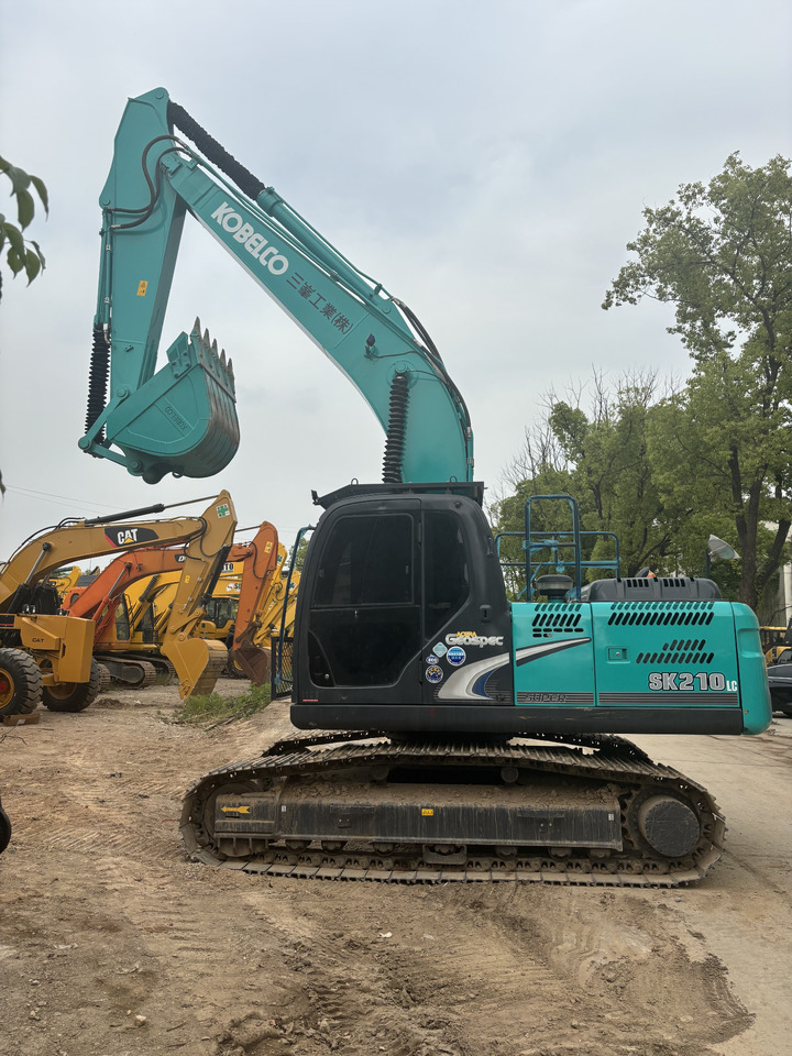 KOBELCO SK210LC - Paletli ekskavatör: fotoğraf 2 KOBELCO SK210LC - Paletli ekskavatör: fotoğraf 2