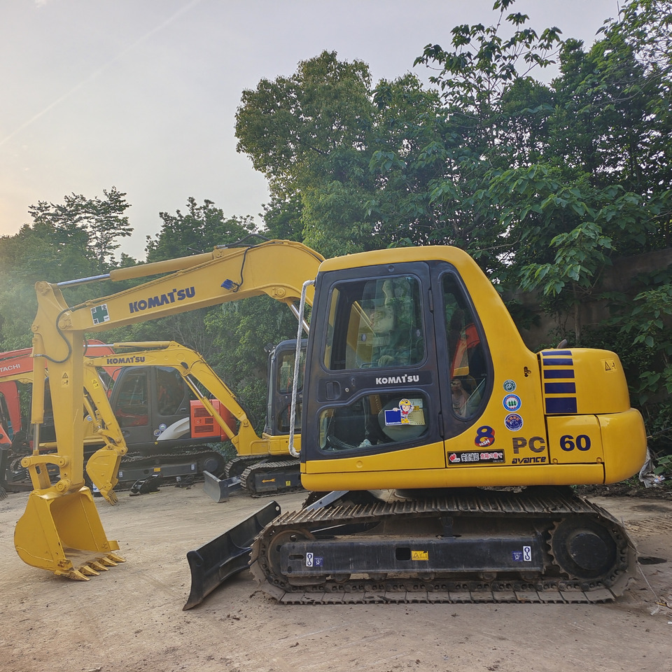 Mini ekskavatör KOMATSU PC60: fotoğraf 1