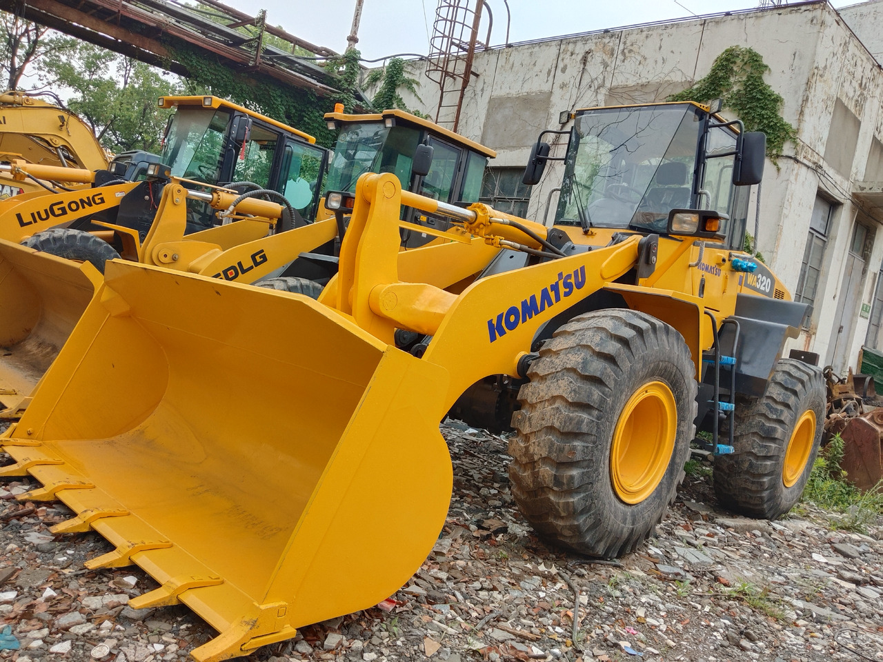 KOMATSU WA320-5 - Tekerlekli yükleyici: fotoğraf 5 KOMATSU WA320-5 - Tekerlekli yükleyici: fotoğraf 5