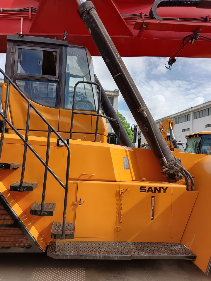 SANY SRSC45C30 - Reachstacker: fotoğraf 5 SANY SRSC45C30 - Reachstacker: fotoğraf 5