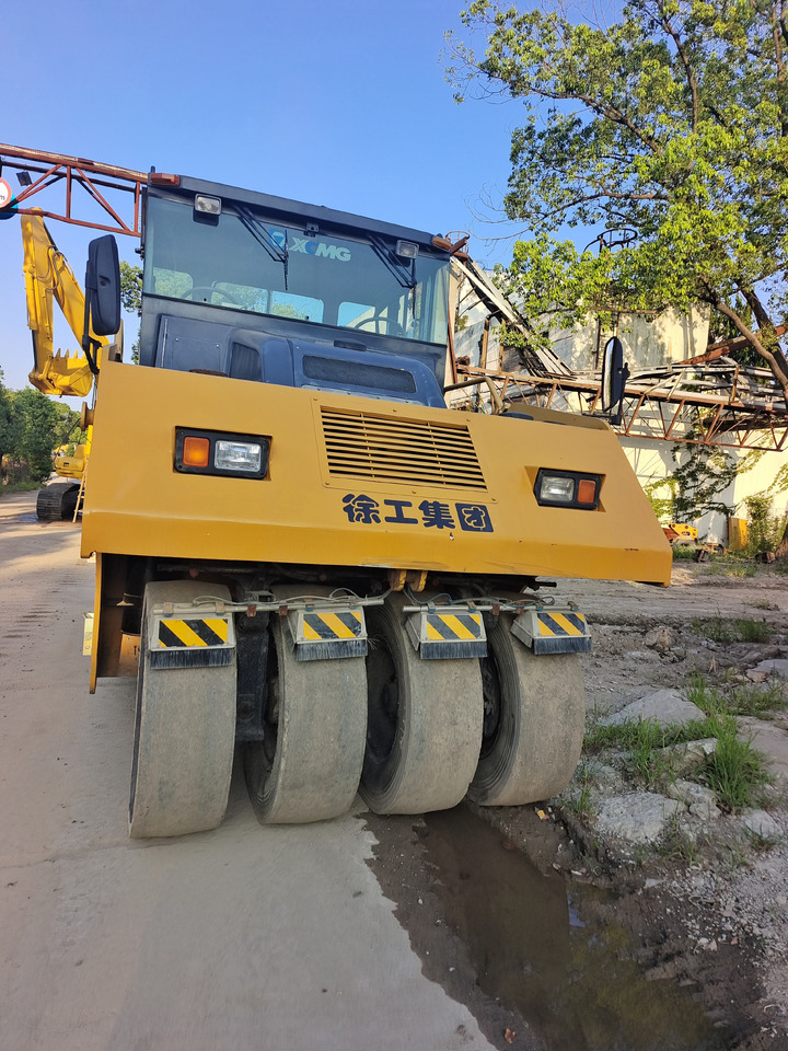 XCMG XP263 - Lastik tekerlekli silindir: fotoğraf 2 XCMG XP263 - Lastik tekerlekli silindir: fotoğraf 2