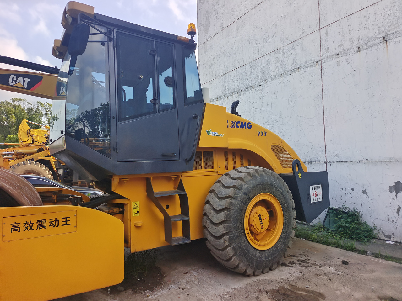 XCMG XS203J XS223J - Yol silindiri: fotoğraf 5 XCMG XS203J XS223J - Yol silindiri: fotoğraf 5