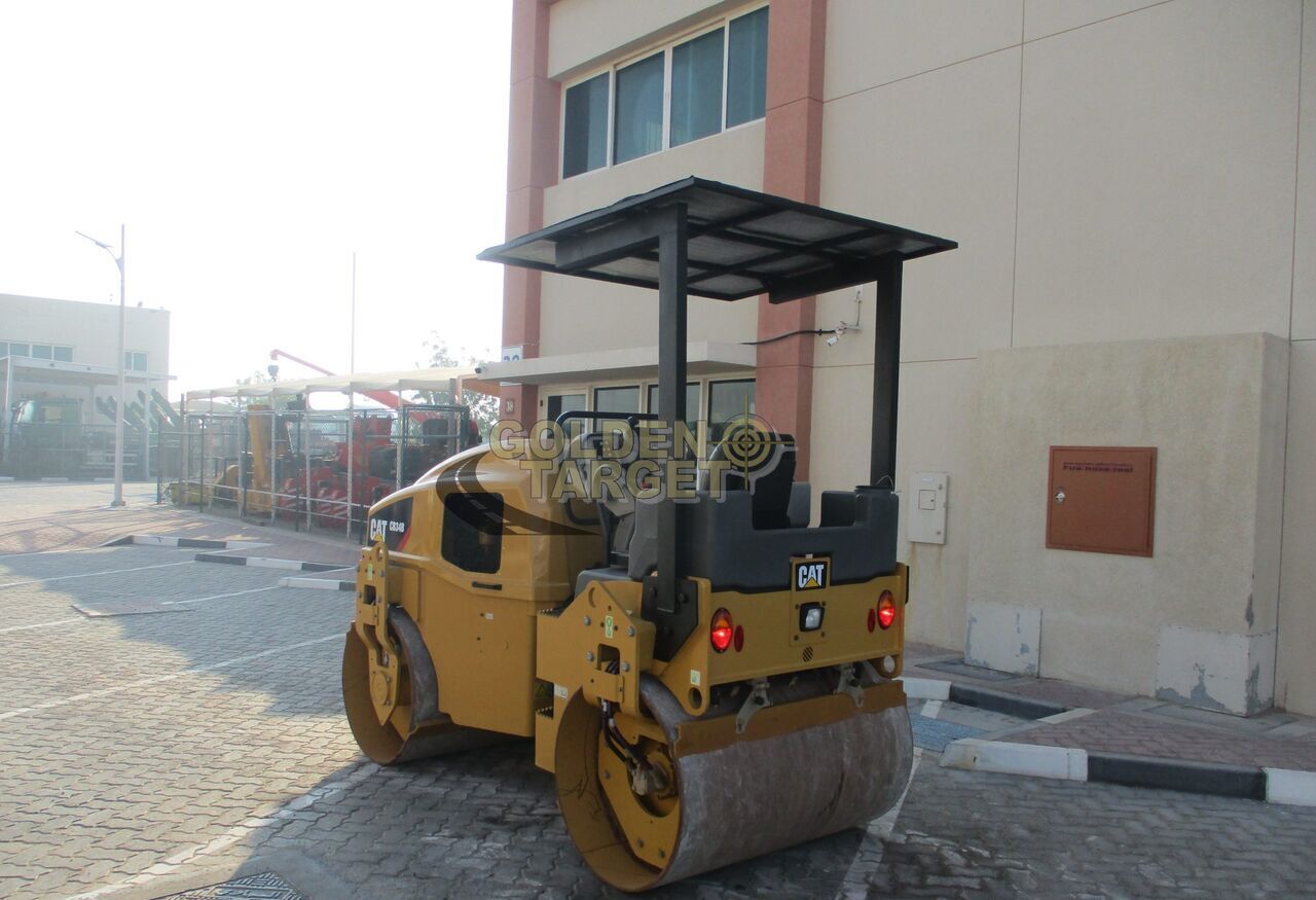 Caterpillar CB34B Double Drum Roller - Yol silindiri: fotoğraf 3 Caterpillar CB34B Double Drum Roller - Yol silindiri: fotoğraf 3