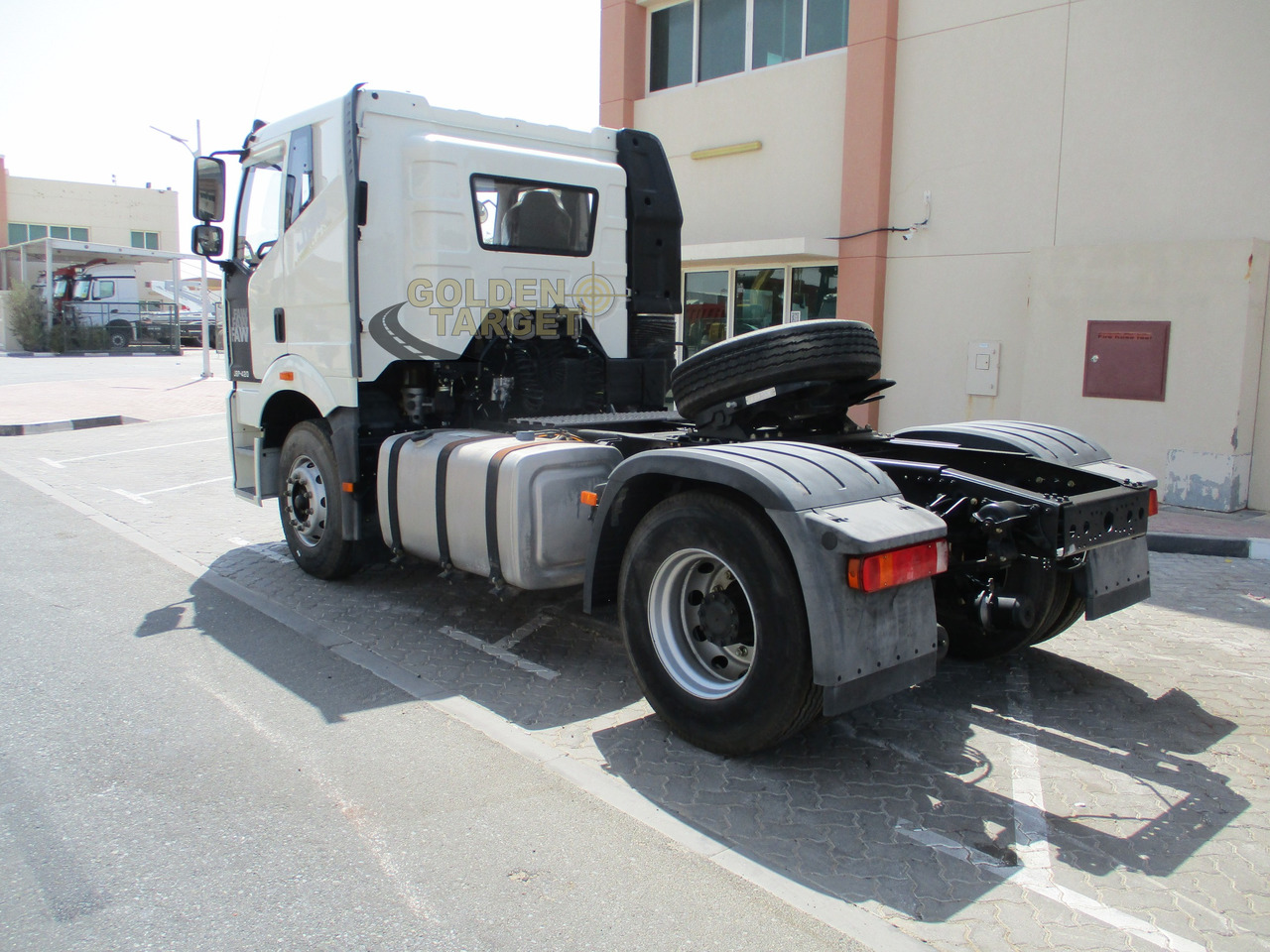 FAW J6P-420 4x2 Head Truck - Çekici: fotoğraf 4 FAW J6P-420 4x2 Head Truck - Çekici: fotoğraf 4