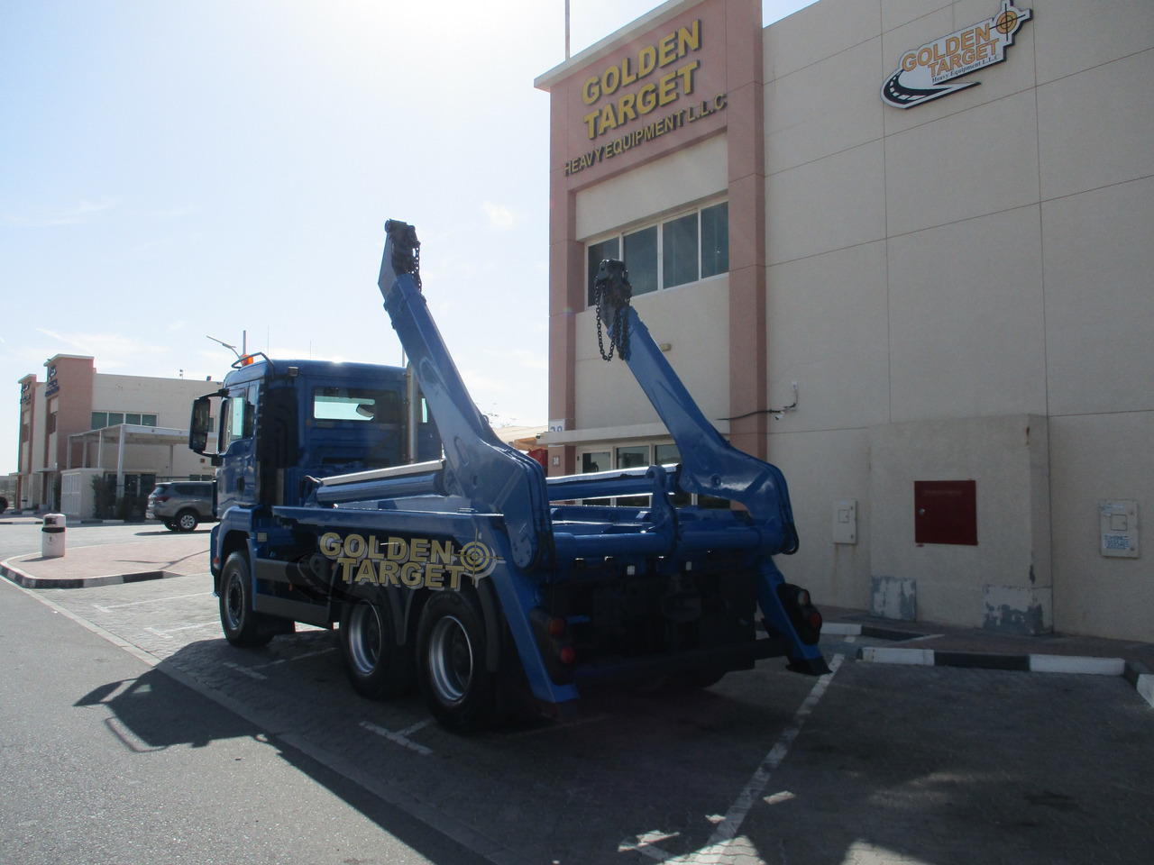 MAN TGS 26.440 6x4 Skip Loader - Hidrolift kamyon: fotoğraf 4 MAN TGS 26.440 6x4 Skip Loader - Hidrolift kamyon: fotoğraf 4