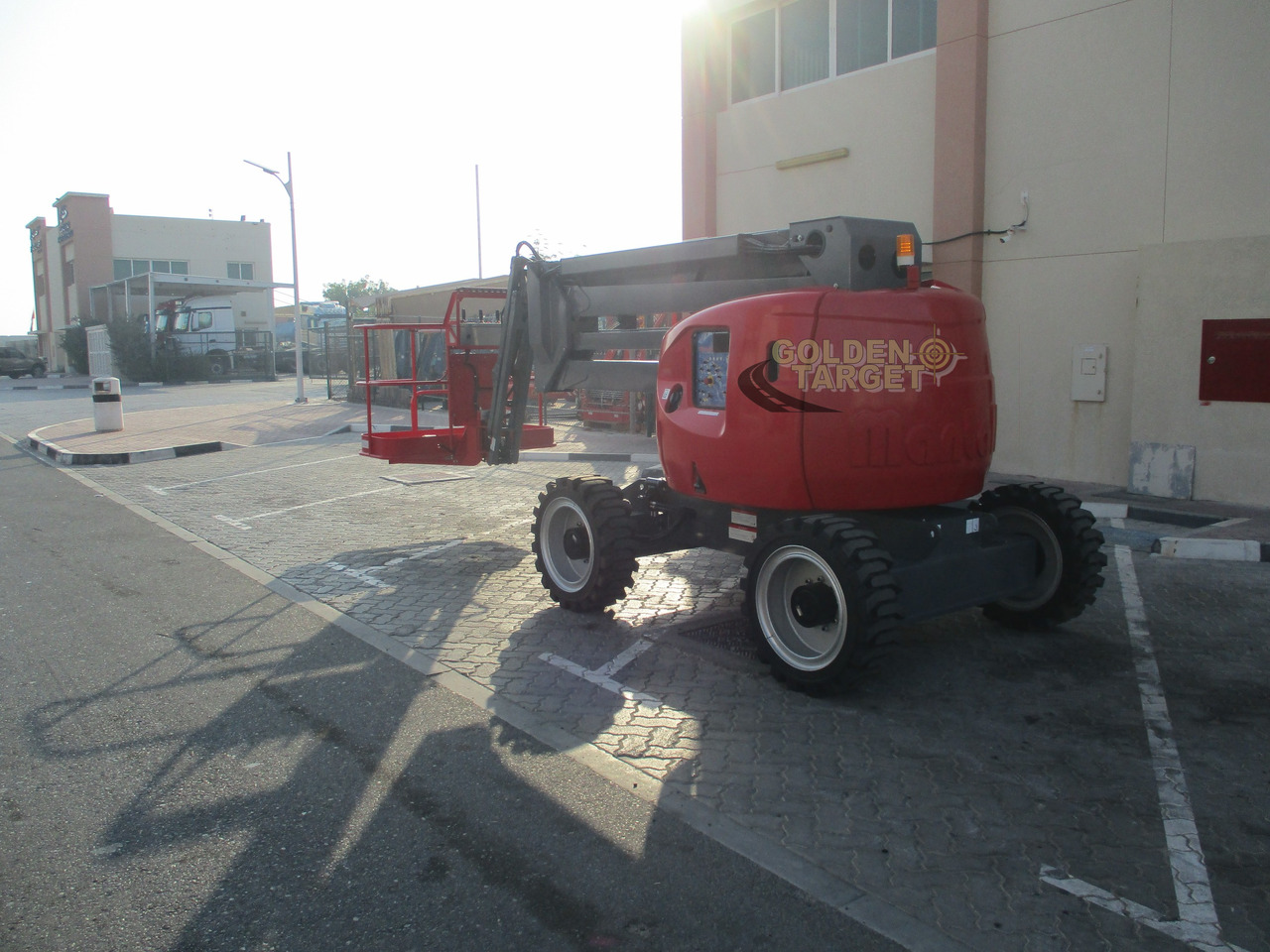 Mantall HZ160JRT Articulated Boom Lift - Eklemli platform: fotoğraf 4 Mantall HZ160JRT Articulated Boom Lift - Eklemli platform: fotoğraf 4