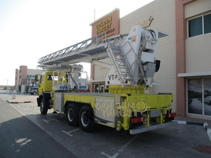 Mercedes-Benz 2638 - Araçüstü platform: fotoğraf 4 Mercedes-Benz 2638 - Araçüstü platform: fotoğraf 4