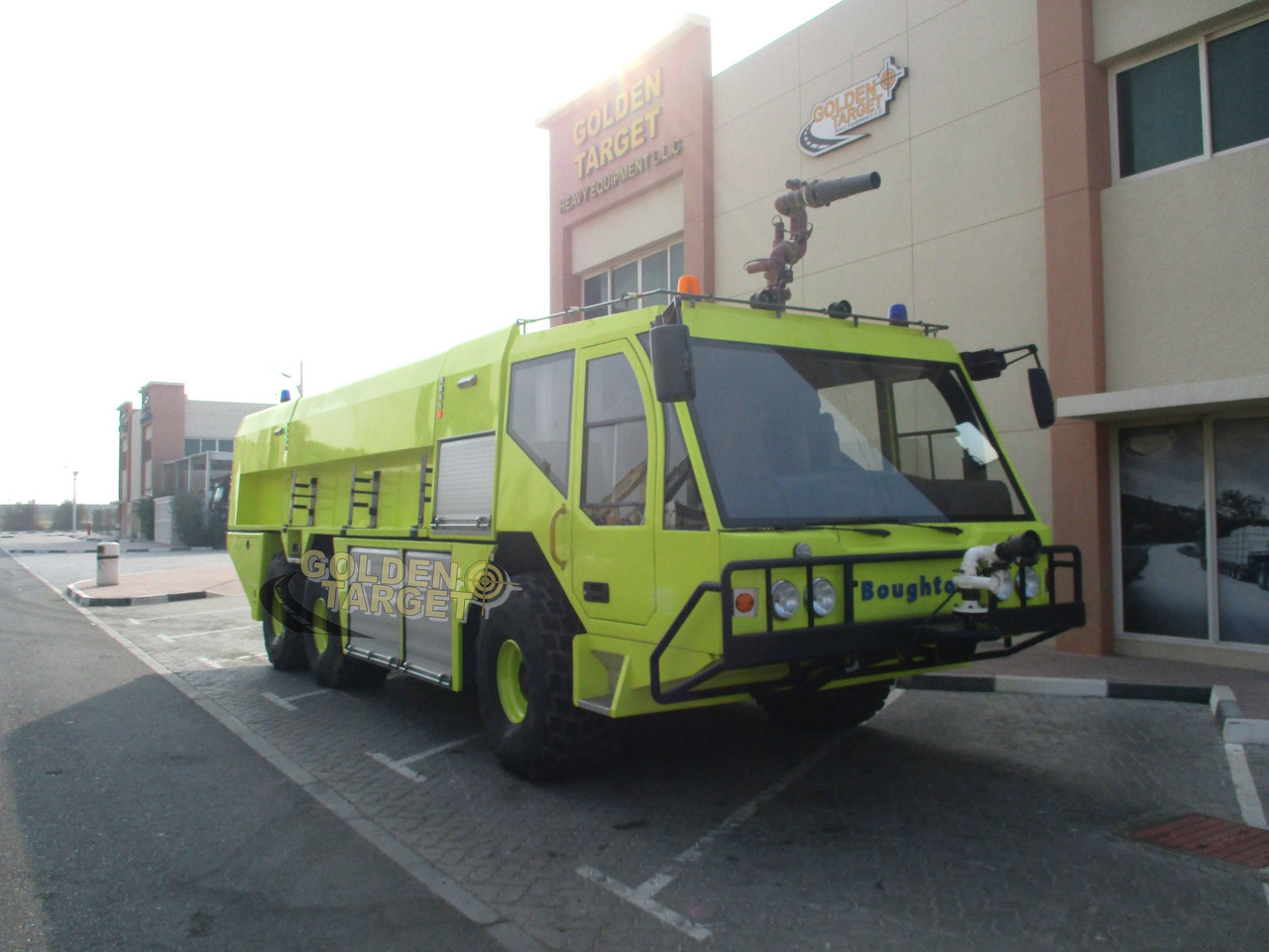 Reynolds Boughton Barracuda 6x6 Fire Truck - İtfaiye aracı: fotoğraf 1 Reynolds Boughton Barracuda 6x6 Fire Truck - İtfaiye aracı: fotoğraf 1