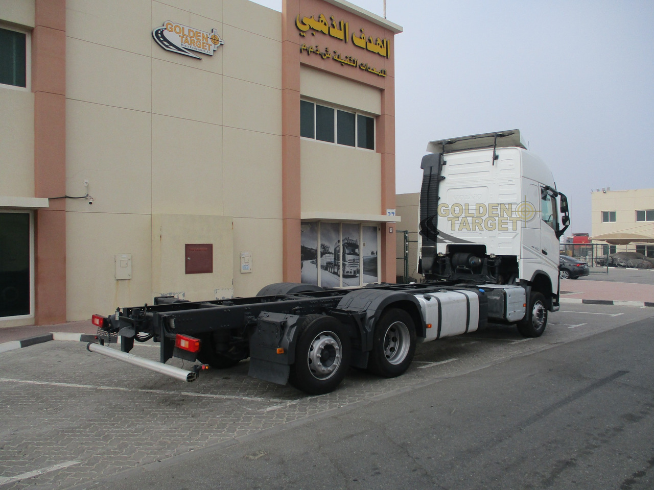 Volvo FH460 6×2 Chassis - Şasi kamyon: fotoğraf 3 Volvo FH460 6×2 Chassis - Şasi kamyon: fotoğraf 3