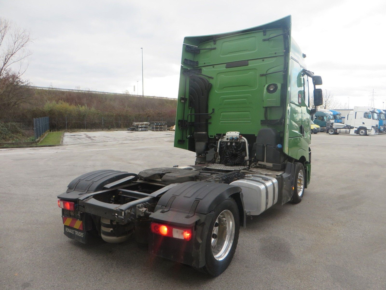 Renault T520 HSC 4x2Tractor mega Retarder - Çekici: fotoğraf 3 Renault T520 HSC 4x2Tractor mega Retarder - Çekici: fotoğraf 3