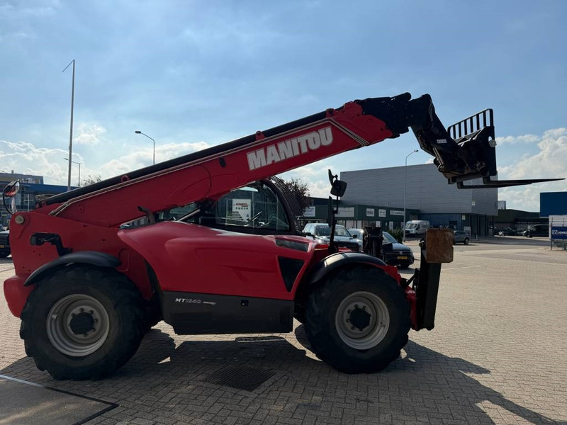 Manitou MT 1840 - Teleskopik yükleyici: fotoğraf 5 Manitou MT 1840 - Teleskopik yükleyici: fotoğraf 5