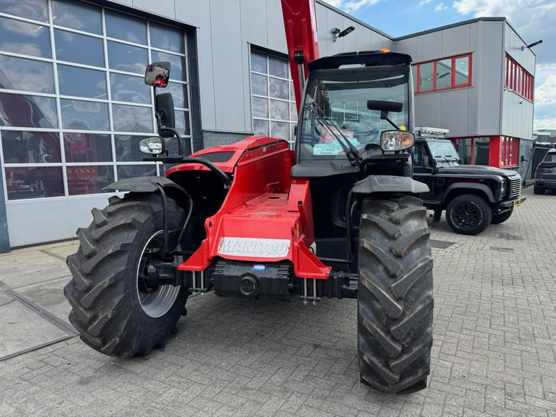 Manitou MT 935 - Teleskopik yükleyici: fotoğraf 5 Manitou MT 935 - Teleskopik yükleyici: fotoğraf 5