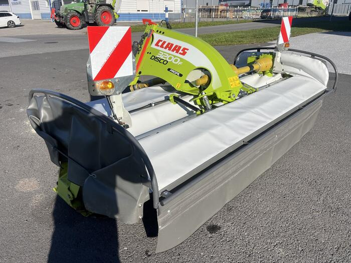 Claas Disco 3200 F Profil - Çayır biçme makinesi: fotoğraf 3 Claas Disco 3200 F Profil - Çayır biçme makinesi: fotoğraf 3