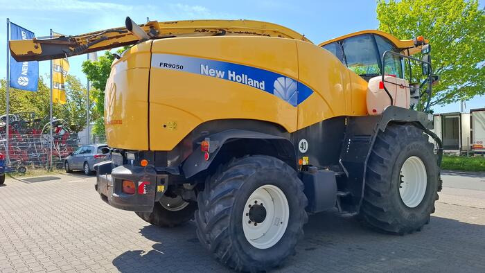 New Holland FR 9060 - Silaj makinesi: fotoğraf 4 New Holland FR 9060 - Silaj makinesi: fotoğraf 4