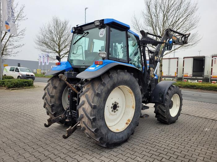 New Holland TS 115 - Traktör: fotoğraf 1 New Holland TS 115 - Traktör: fotoğraf 1