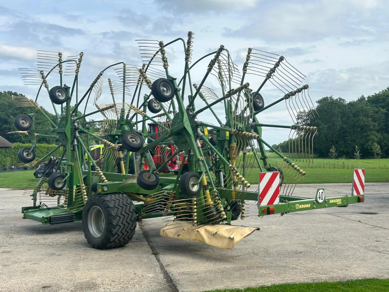 Krone Swadro 1400 Plus 4 Rotorhark Zwiller - Ot toplama tırmığı: fotoğraf 5 Krone Swadro 1400 Plus 4 Rotorhark Zwiller - Ot toplama tırmığı: fotoğraf 5
