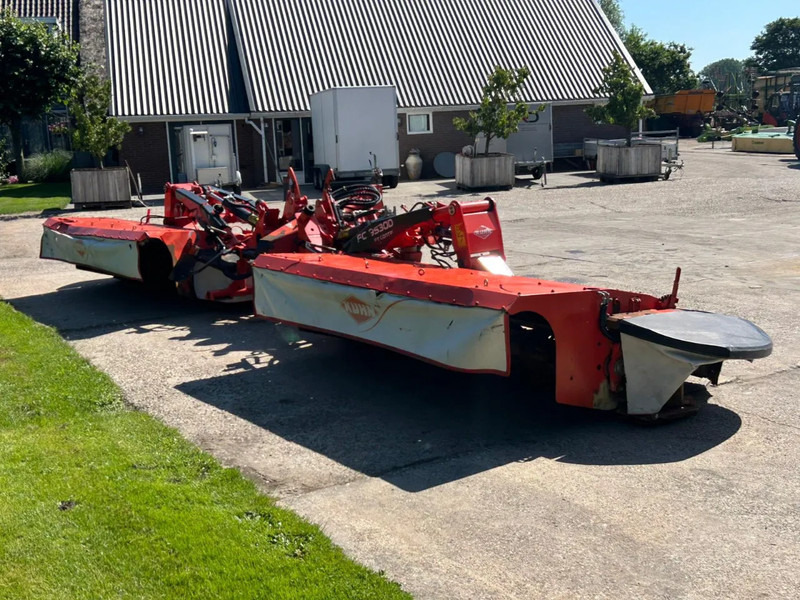 Kuhn FC 9530 D Lift control Kneuzer triple maaier - Çayır biçme makinesi: fotoğraf 4 Kuhn FC 9530 D Lift control Kneuzer triple maaier - Çayır biçme makinesi: fotoğraf 4