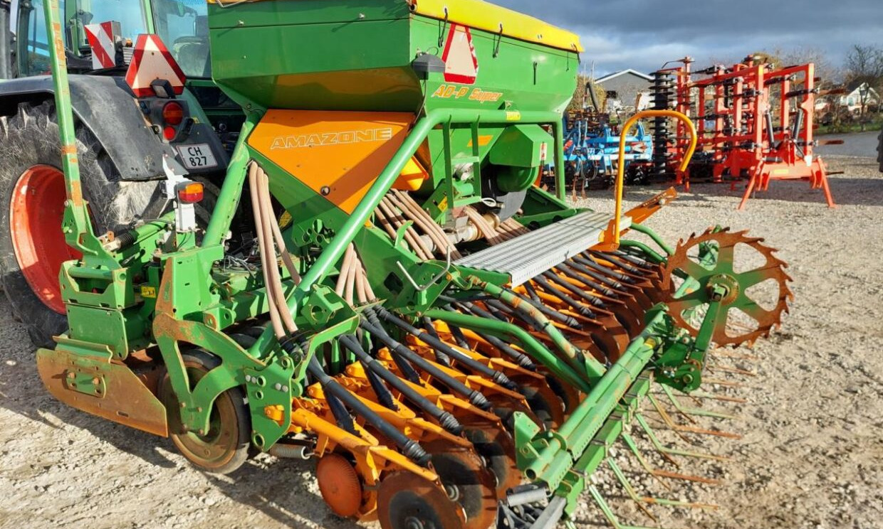 Amazone AD-P 403 / KG 4000 Super - Kombine ekim makinesi: fotoğraf 2 Amazone AD-P 403 / KG 4000 Super - Kombine ekim makinesi: fotoğraf 2