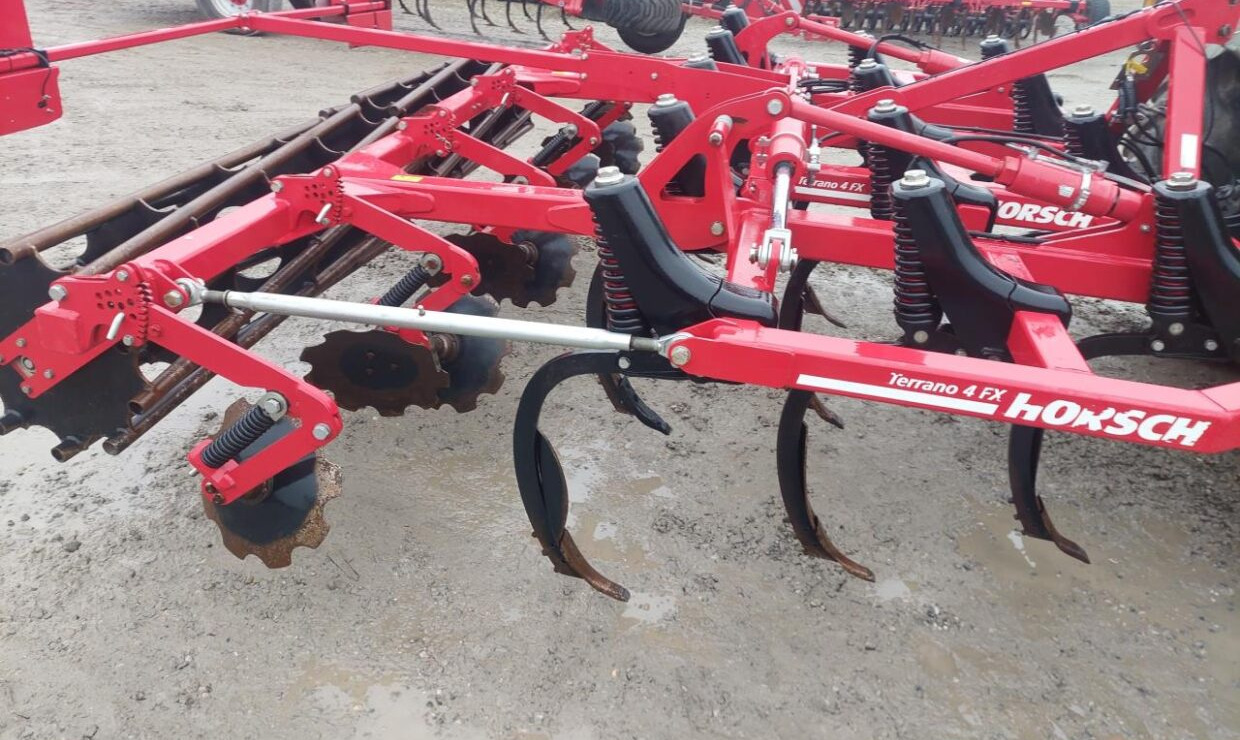 Horsch Terrano 4 FX - Kültivatör: fotoğraf 4 Horsch Terrano 4 FX - Kültivatör: fotoğraf 4