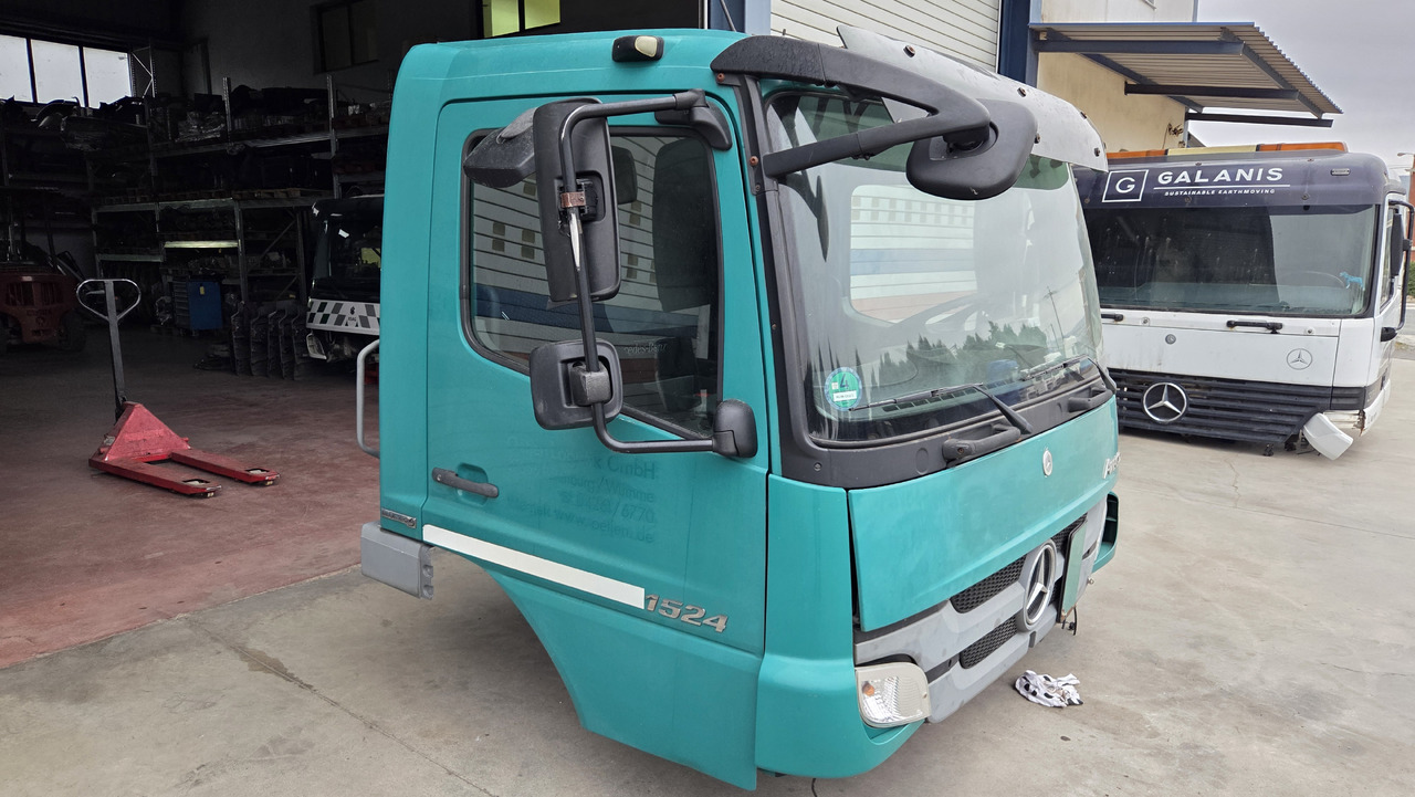 MERCEDES-BENZ ATEGO 3 EURO 5 - Kabin - Kamyon: fotoğraf 2 MERCEDES-BENZ ATEGO 3 EURO 5 - Kabin - Kamyon: fotoğraf 2