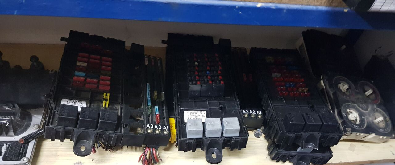 Mercedes-Benz CPC/FR Mercedes-Benz ACTROS - Yönetim bloku - Kamyon: fotoğraf 1 Mercedes-Benz CPC/FR Mercedes-Benz ACTROS - Yönetim bloku - Kamyon: fotoğraf 1