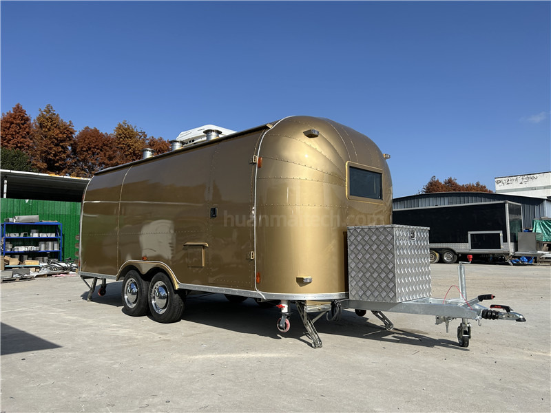 Food Truck Burger Food Truck, Salad Sandwich Food Trailer - Büfe karavan: fotoğraf 5 Food Truck Burger Food Truck, Salad Sandwich Food Trailer - Büfe karavan: fotoğraf 5