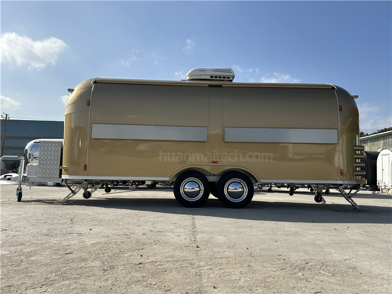 Food Truck Burger Food Truck, Salad Sandwich Food Trailer - Büfe karavan: fotoğraf 2 Food Truck Burger Food Truck, Salad Sandwich Food Trailer - Büfe karavan: fotoğraf 2