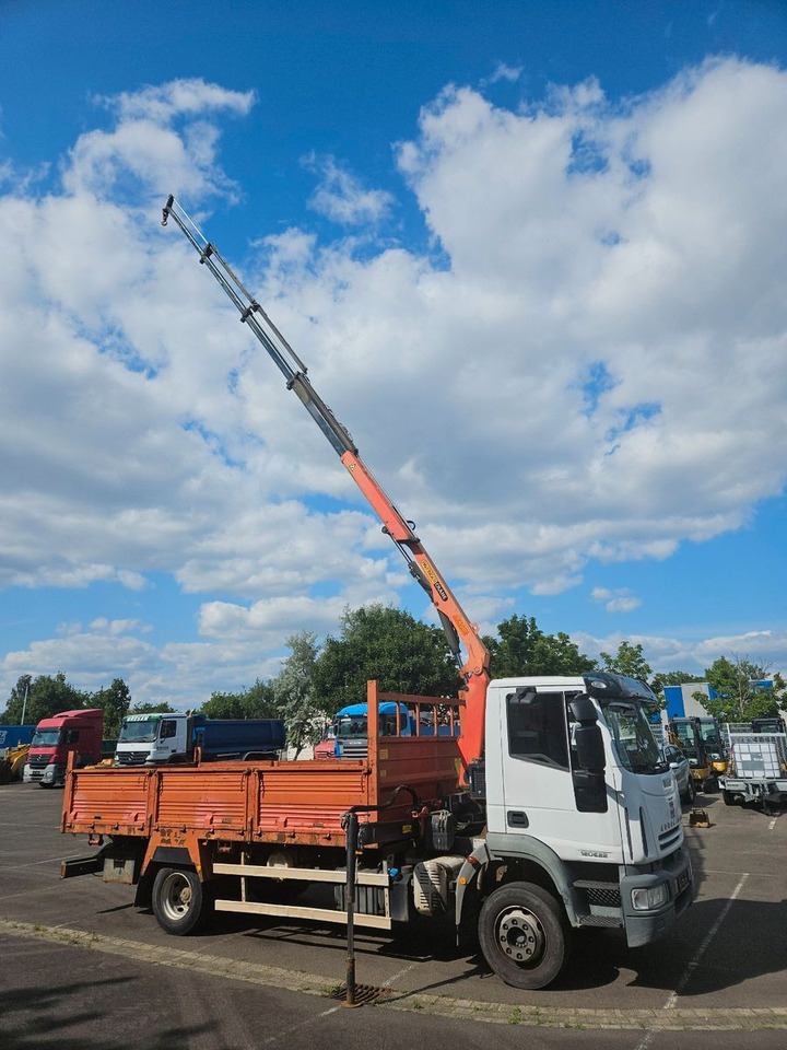 Iveco ML 120E22 4x2 Pritsche Palfinger Kran Funck - Sal/ Açık kasa kamyon: fotoğraf 2 Iveco ML 120E22 4x2 Pritsche Palfinger Kran Funck - Sal/ Açık kasa kamyon: fotoğraf 2