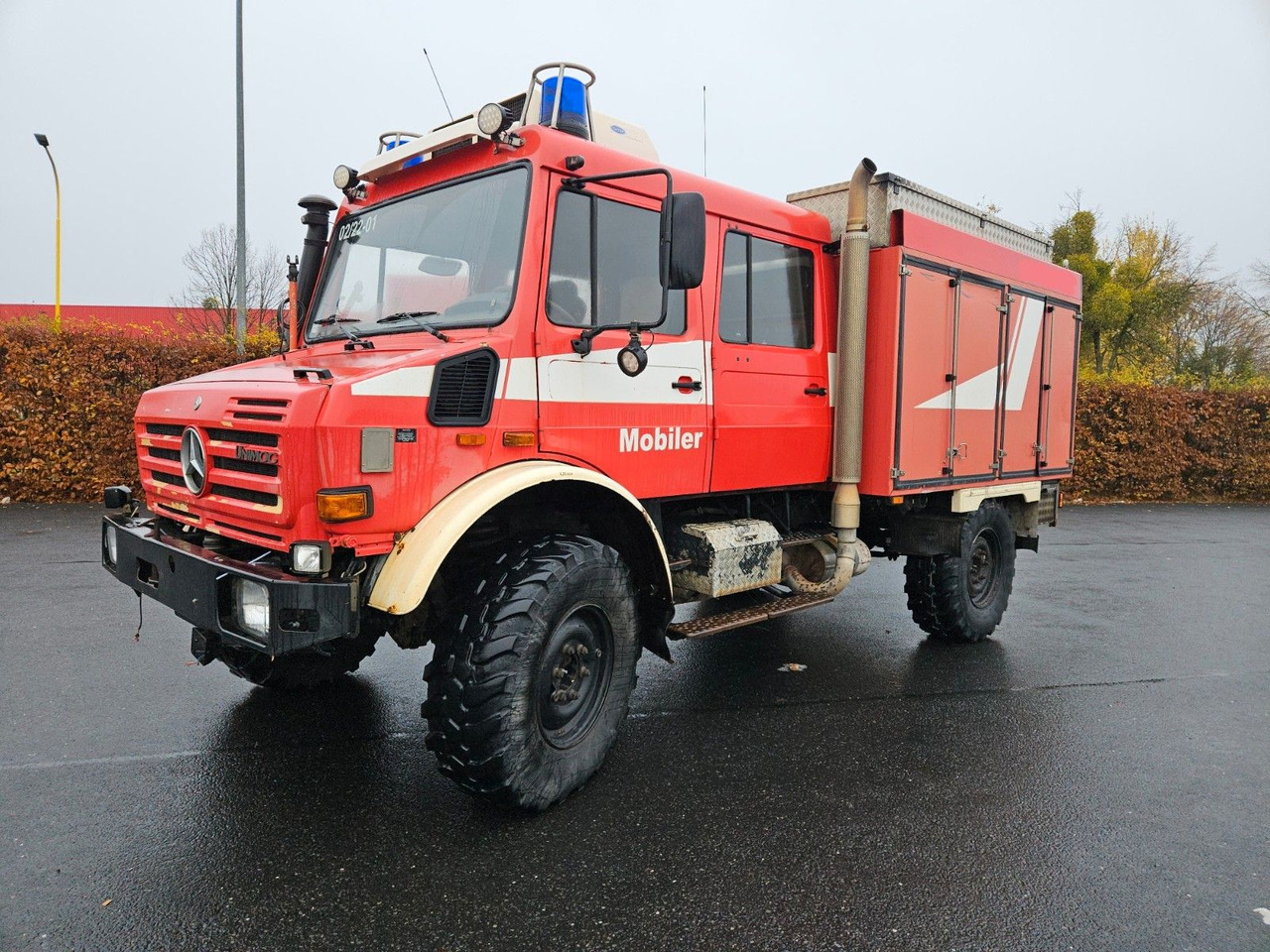 Unimog U4000 4x4 DOKA Tanklöschfahrzeug Feuerwehr - Tanker kamyon: fotoğraf 1 Unimog U4000 4x4 DOKA Tanklöschfahrzeug Feuerwehr - Tanker kamyon: fotoğraf 1