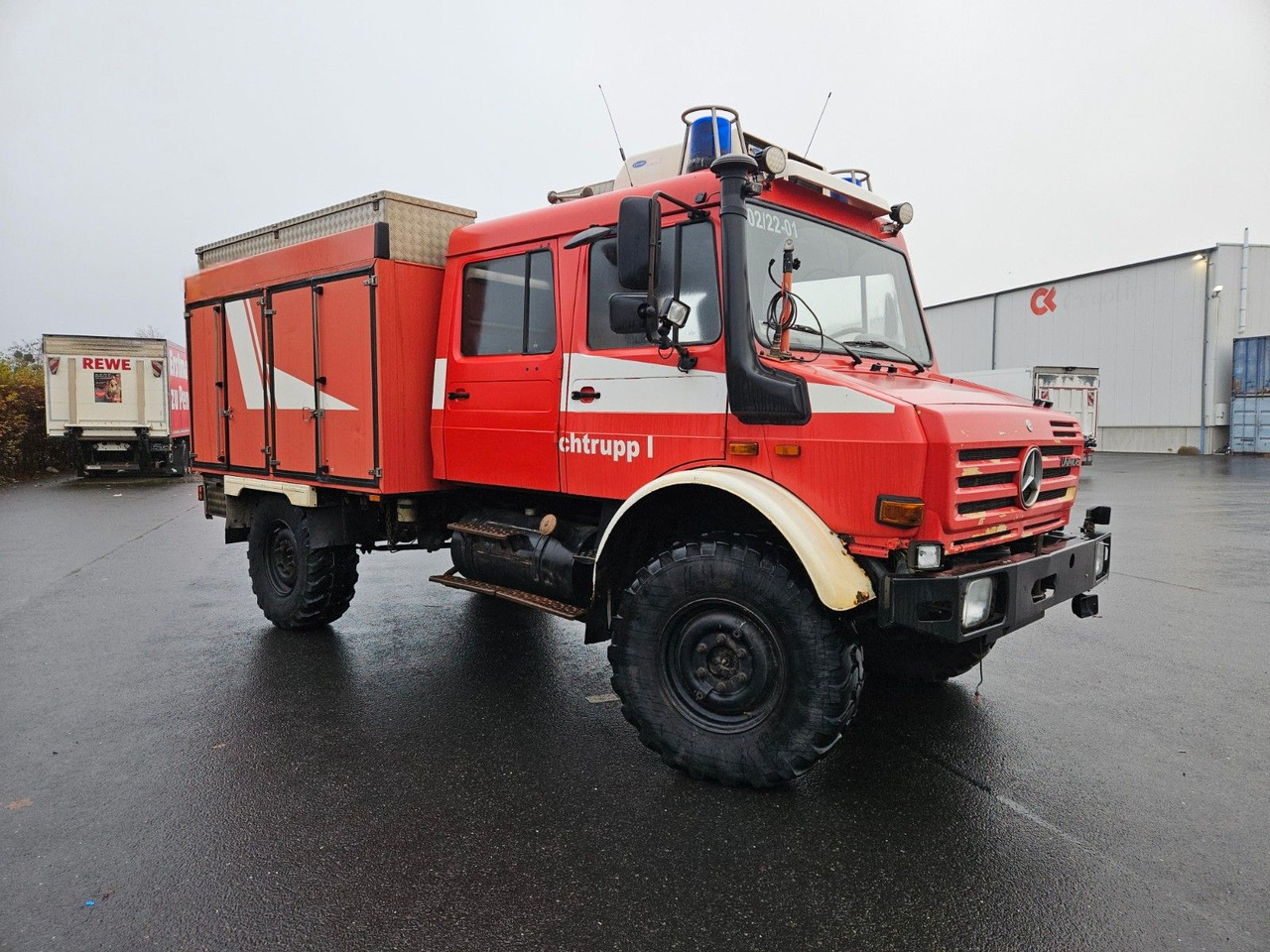 Unimog U4000 4x4 DOKA Tanklöschfahrzeug Feuerwehr - Tanker kamyon: fotoğraf 5 Unimog U4000 4x4 DOKA Tanklöschfahrzeug Feuerwehr - Tanker kamyon: fotoğraf 5
