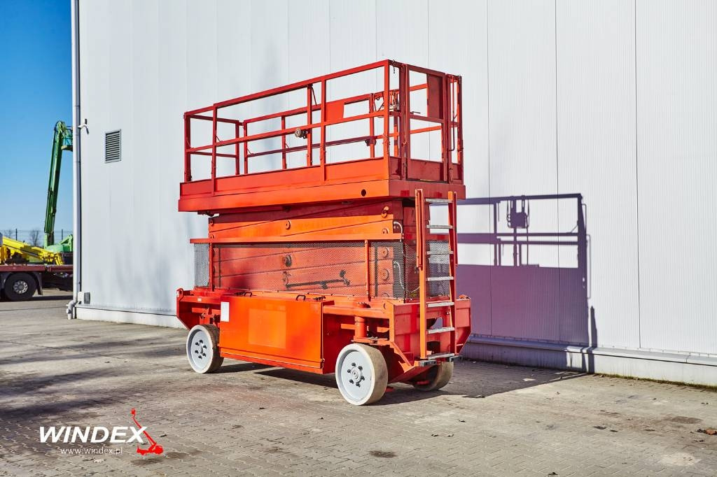 JLG Liftlux 180-12 - Makasli platform: fotoğraf 1 JLG Liftlux 180-12 - Makasli platform: fotoğraf 1