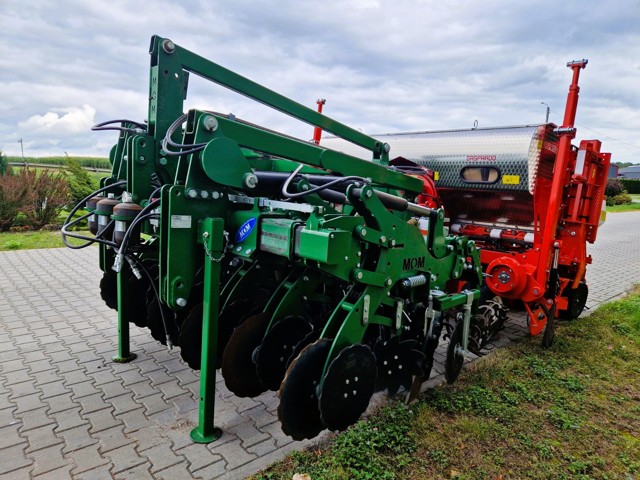 MASCHIO GASPARDO + Moretto MOM MAGA 6R + Strip Hawk - Hassas ekim makinesi: fotoğraf 5 MASCHIO GASPARDO + Moretto MOM MAGA 6R + Strip Hawk - Hassas ekim makinesi: fotoğraf 5