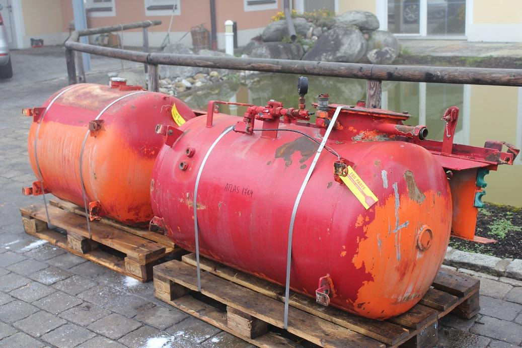 Atlas 1704 LC - Hidrolik depo - İş makinaları: fotoğraf 5 Atlas 1704 LC - Hidrolik depo - İş makinaları: fotoğraf 5