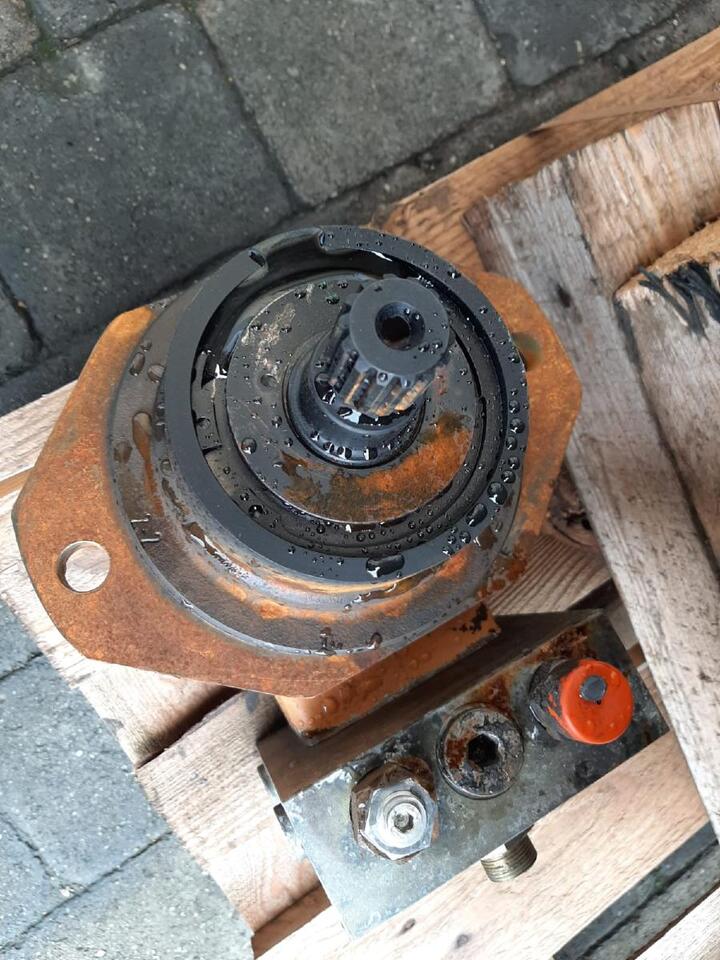 Case Voac aus 788 LC - Hidrolik motor - İş makinaları: fotoğraf 5 Case Voac aus 788 LC - Hidrolik motor - İş makinaları: fotoğraf 5