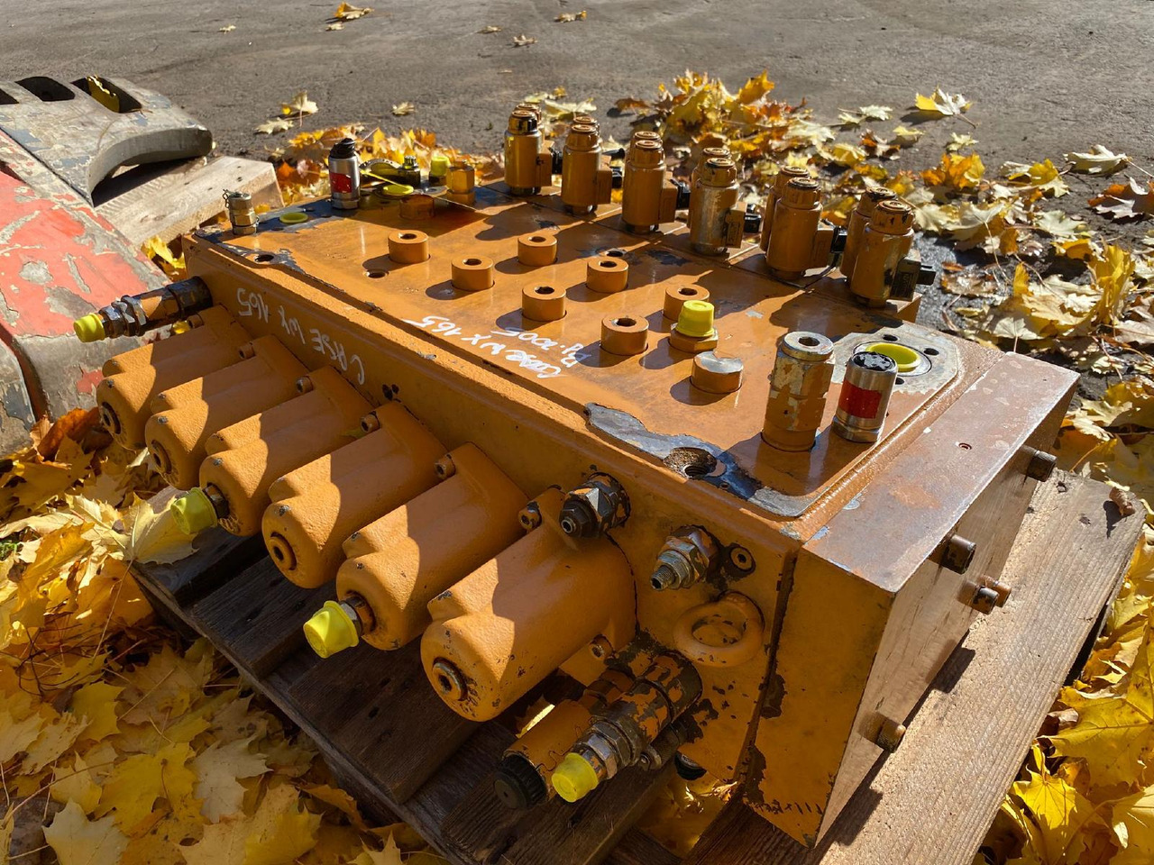 Case WX 165 - Hidrolik Valf - İş makinaları: fotoğraf 1 Case WX 165 - Hidrolik Valf - İş makinaları: fotoğraf 1