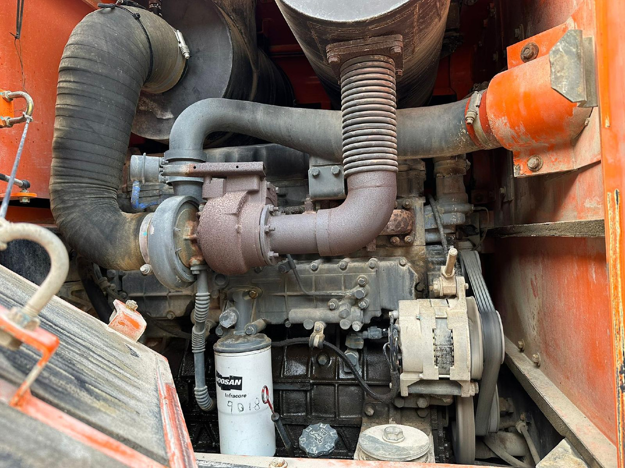 Doosan DL 300 - Tekerlekli yükleyici: fotoğraf 3 Doosan DL 300 - Tekerlekli yükleyici: fotoğraf 3