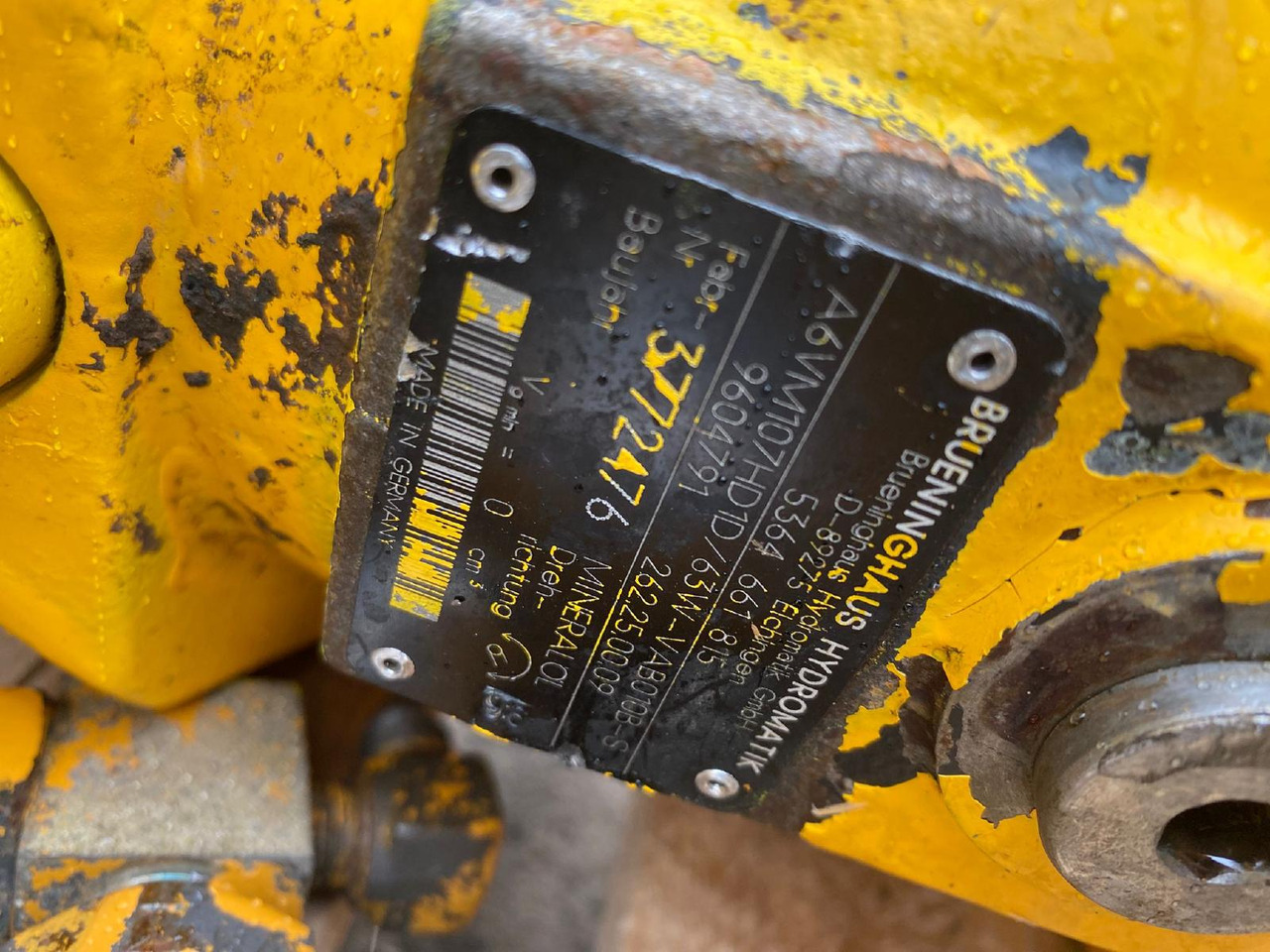 Furukawa Hydromatik A6VM107 HD - Hidrolik motor - İş makinaları: fotoğraf 3 Furukawa Hydromatik A6VM107 HD - Hidrolik motor - İş makinaları: fotoğraf 3