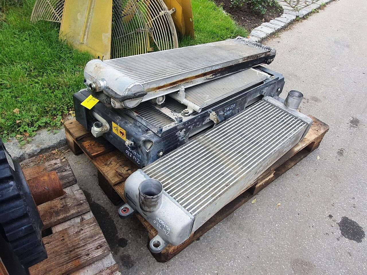Hitachi ZW 220 - Soğutma sistemi - İş makinaları: fotoğraf 5 Hitachi ZW 220 - Soğutma sistemi - İş makinaları: fotoğraf 5