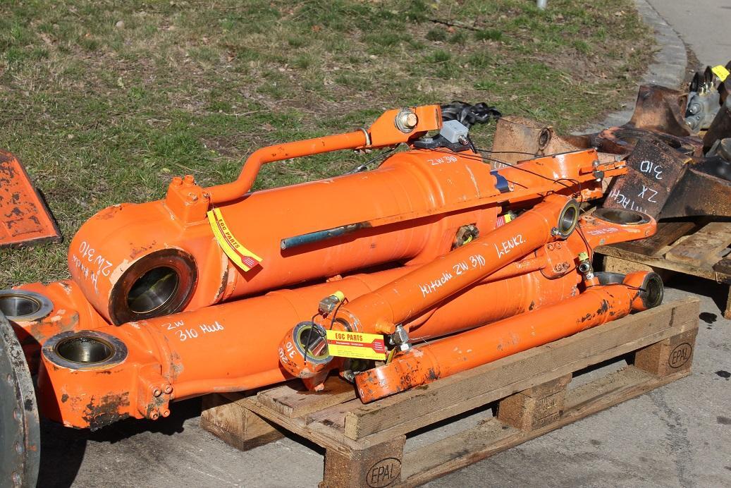 Hitachi ZW 310 - Hidrolik silindir - İş makinaları: fotoğraf 2 Hitachi ZW 310 - Hidrolik silindir - İş makinaları: fotoğraf 2