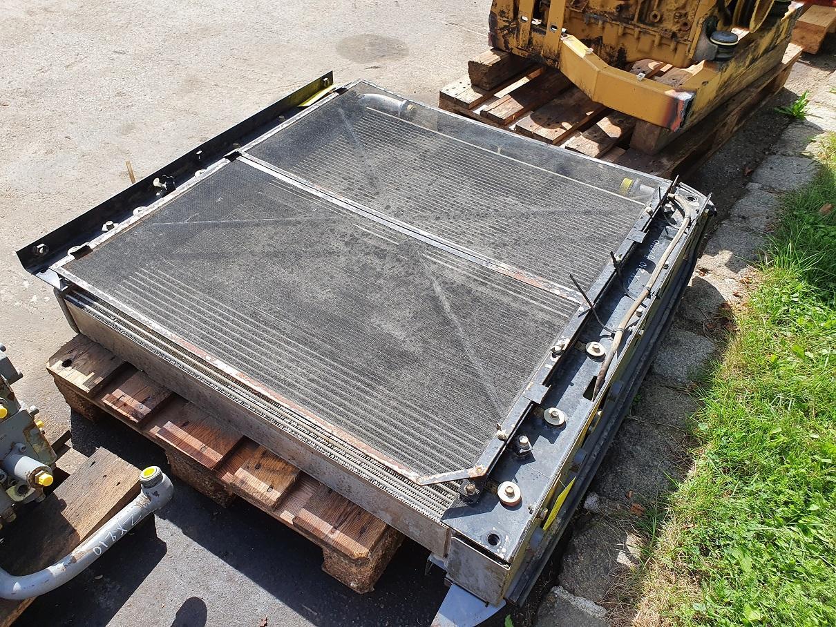 Hitachi ZX 210 LC N3 - Soğutma sistemi - İş makinaları: fotoğraf 1 Hitachi ZX 210 LC N3 - Soğutma sistemi - İş makinaları: fotoğraf 1