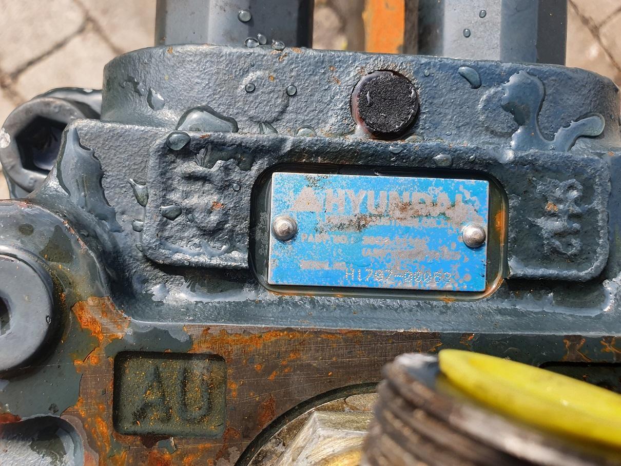 Hyundai Robex 220 LC 9A - Dönüş motoru - İş makinaları: fotoğraf 2 Hyundai Robex 220 LC 9A - Dönüş motoru - İş makinaları: fotoğraf 2