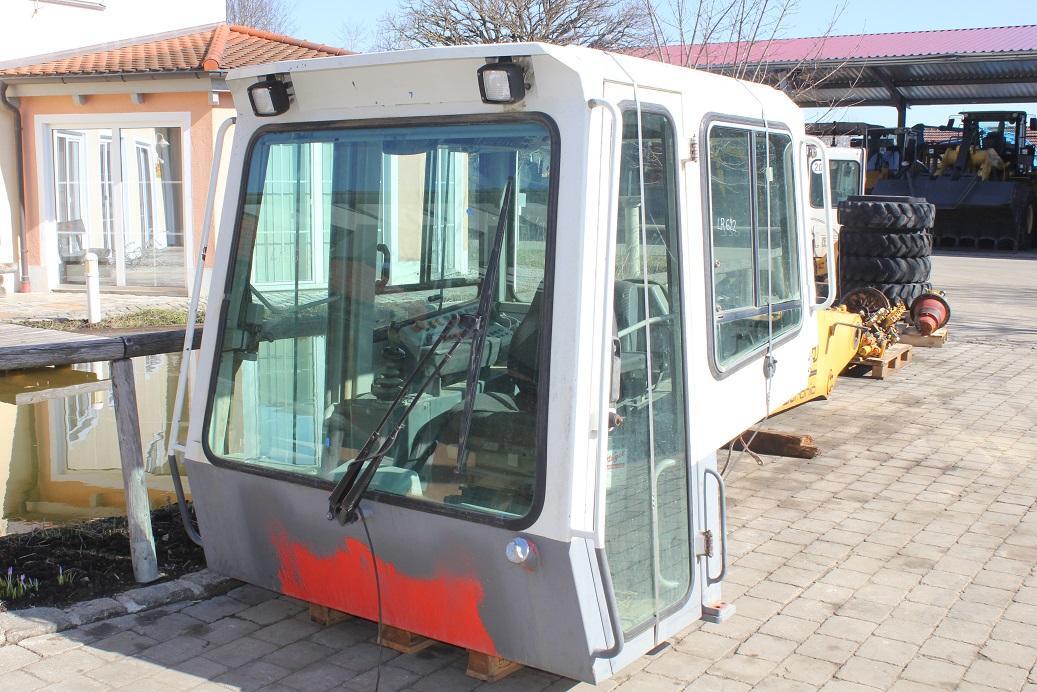 Liebherr LR 622 - Kabin - İş makinaları: fotoğraf 2 Liebherr LR 622 - Kabin - İş makinaları: fotoğraf 2